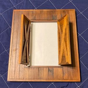 Really cool picture frame.  Never just!